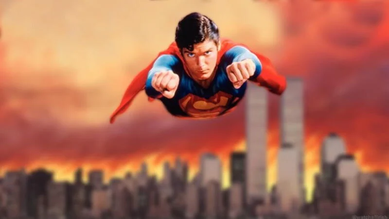 Christopher Reeve sebagai Superman (WhatCulture)
